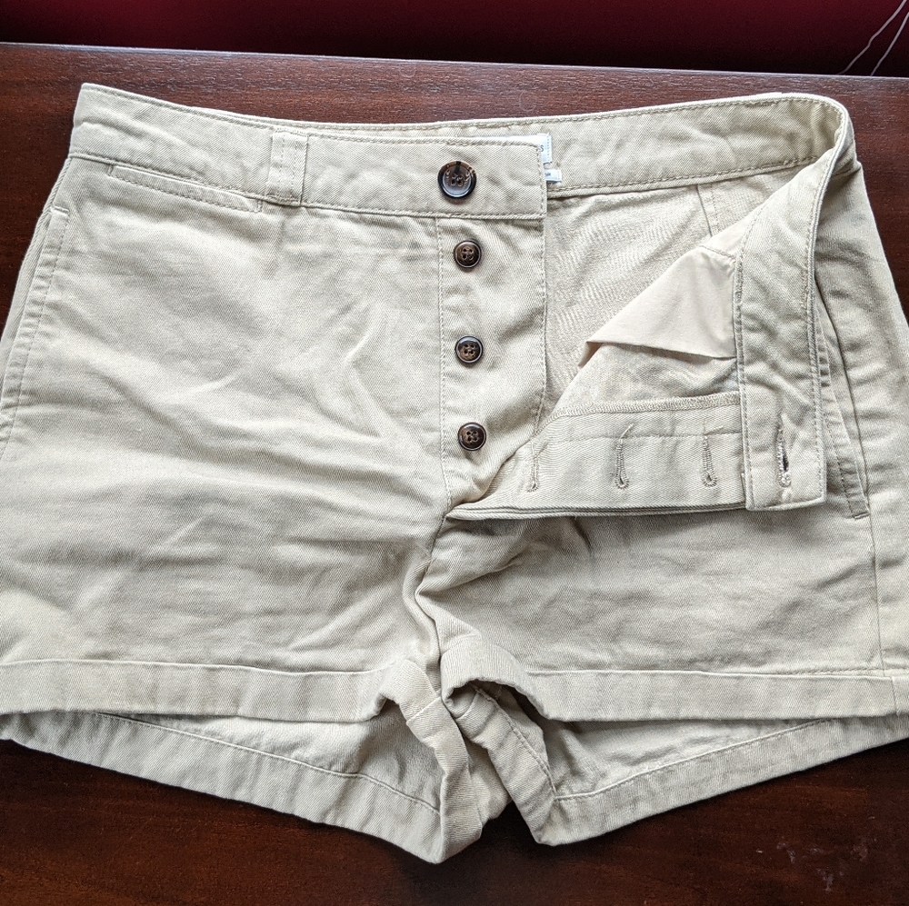 Urban Outfitters High Waisted Khaki Shorts